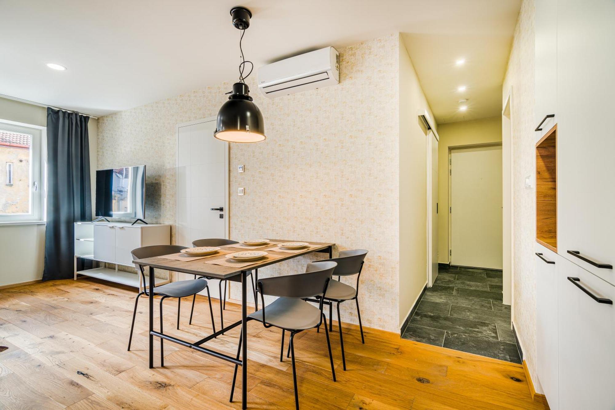 Apartamento Days - Premium Loft W Terrace - View - Netflix - Ac *